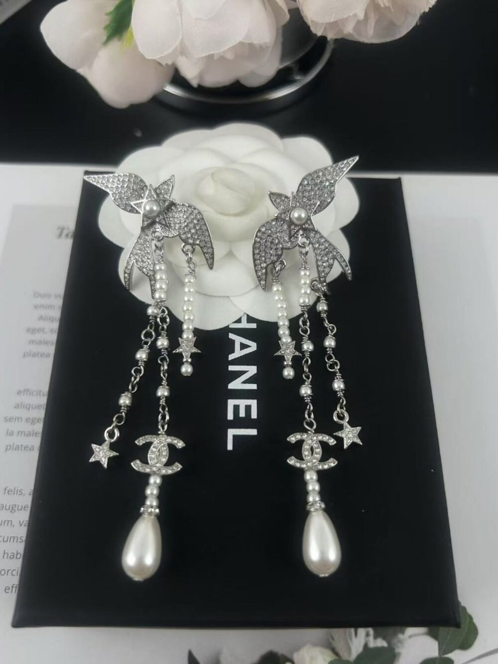 ✨ CHANEL- Silver-tone Pearl Drop Bird & CCLogo Dangle Earrings✨